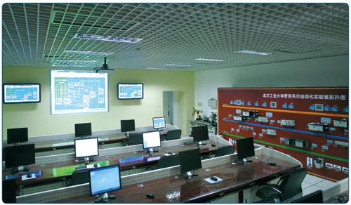 �޿�Τ���Զ�������ϵͳʵ����ѵƽ̨